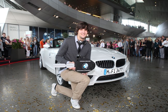 10-милионный посетитель BMW Welt