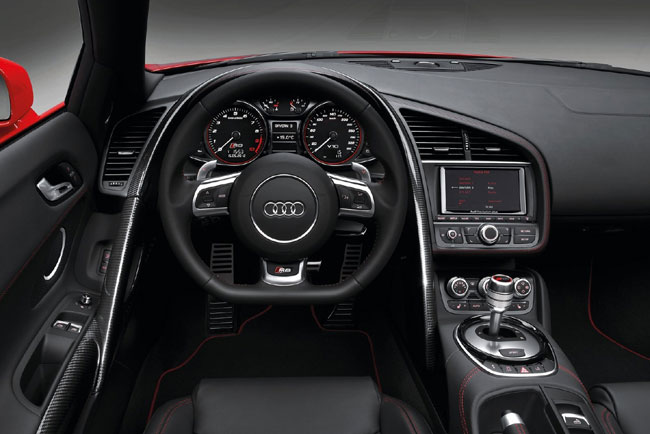 Представлены обновленные Audi R8