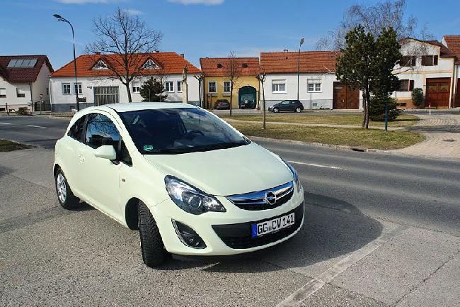 Opel Corsa четвертого поколения