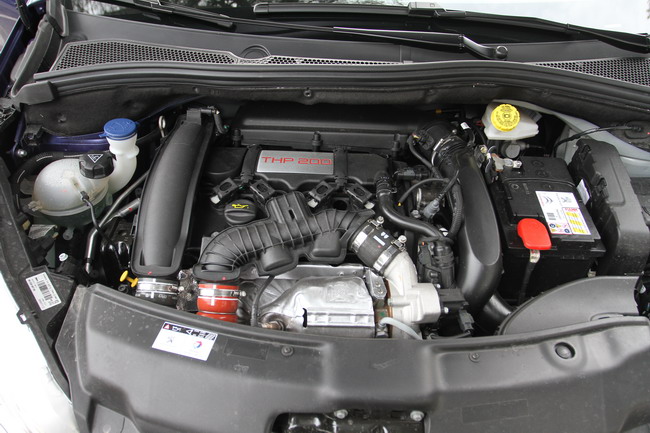 Тест Peugeot 208 GTI