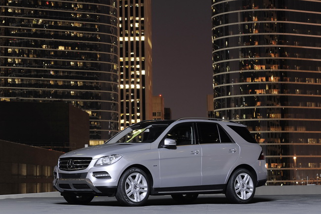 Внедорожник Mercedes-Benz ML