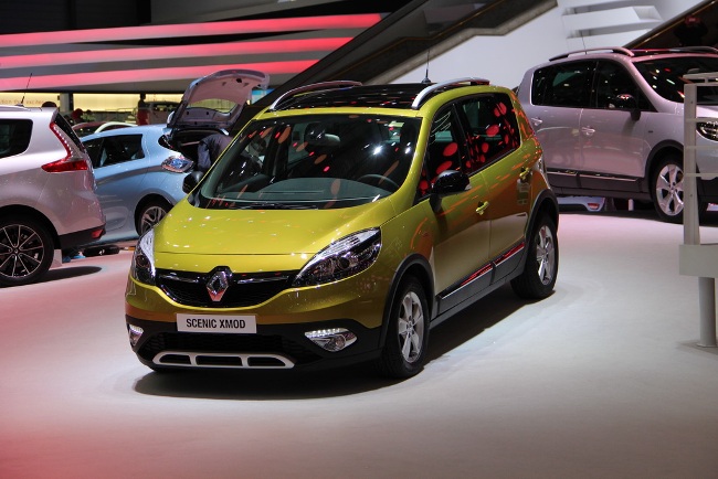 Женевский автосалон 2013: новинки Renault