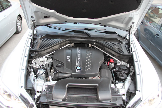 тест-драйв BMW X6