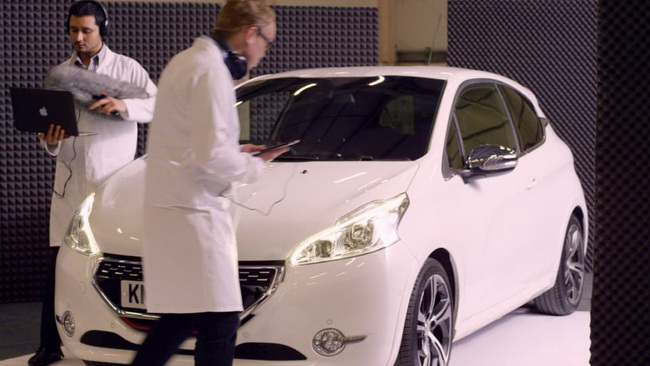 В машинах с &laquo;автоматом&raquo; появится третья педаль