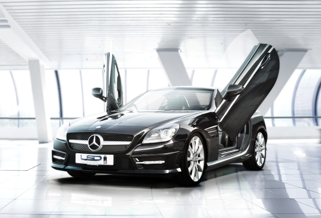Новые ламбо-двери Mercedes-Benz SLK