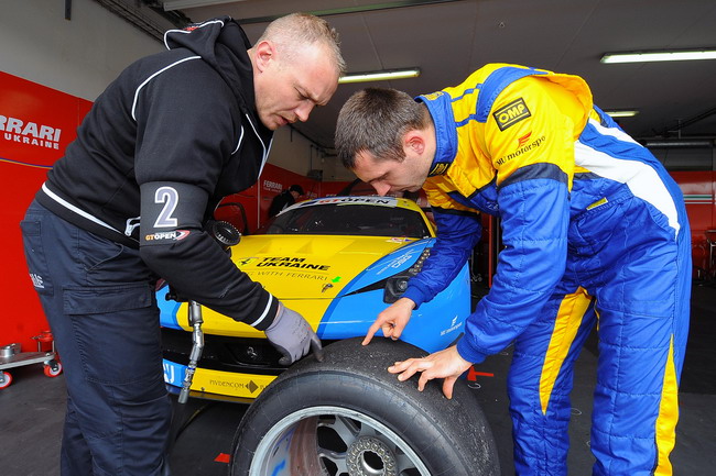 Трудный старт для Team Ukraine racing with Ferrari