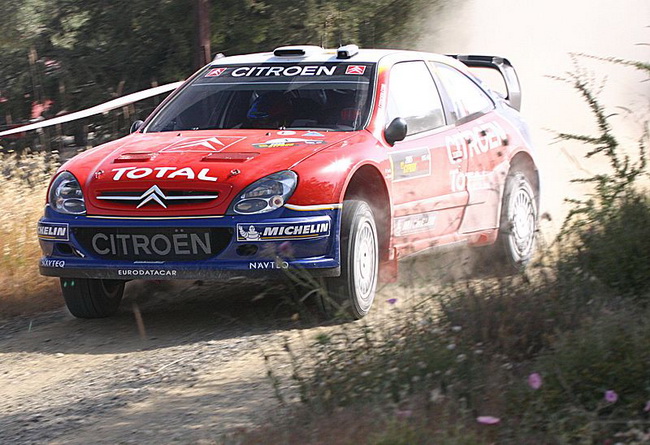 В 2005-м году тандем Лоэб-Citroen Xsara WRC был настолько непобедим, что Себастьян мог решать, где и когда ему становиться Чемпионом!