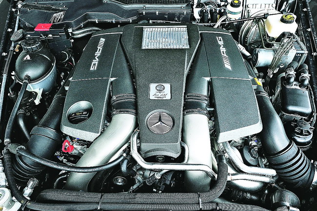 Новый Mercedes G63 AMG с битурбированным V8