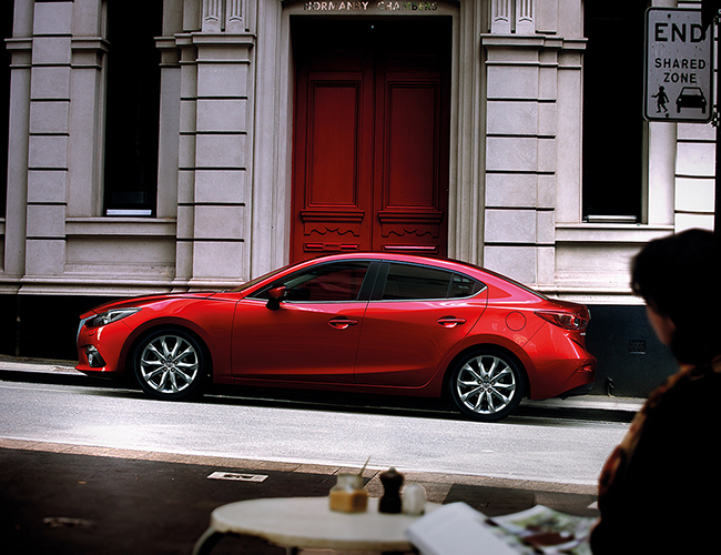 цена на новую Mazda3