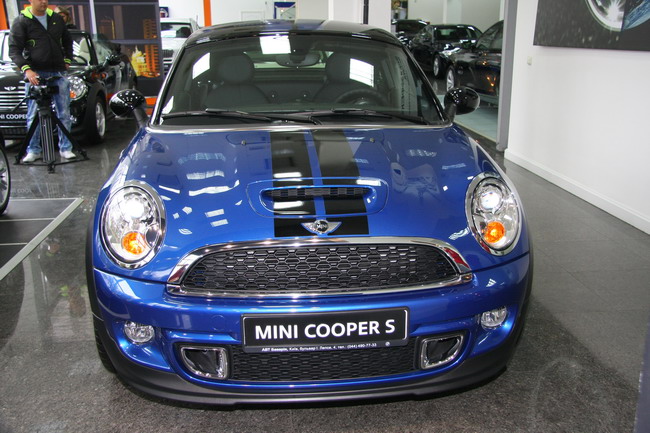 Mini Coupe