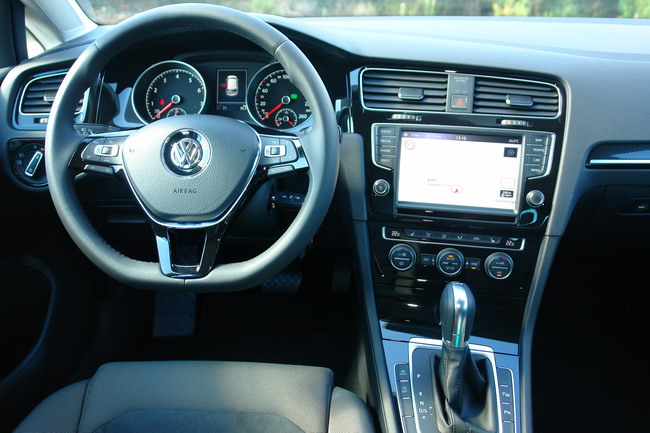 тест-драйв нового поколения VW Golf