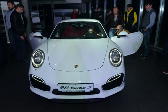 Новий Porsche 911 Turbo S в Україні