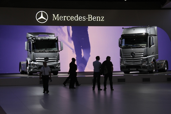 Выставка в Ганновере 2012: грузовик Mercedes-Benz Antos