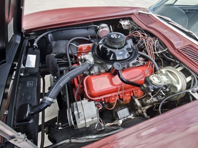 В США, на аукционе Mecum, за 3,2 миллиона долларов продан самый дорогой Chevrolet Corvette