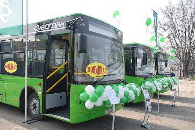 Автобус Богдан А30220 запущен в серийное производство