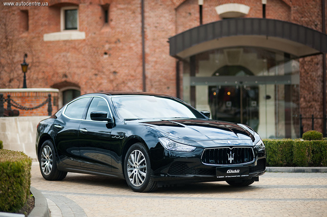 Во Львове презентовали две новые модели Maserati