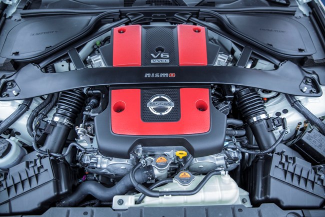 Купе Nissan 370Z Nismo обновилось