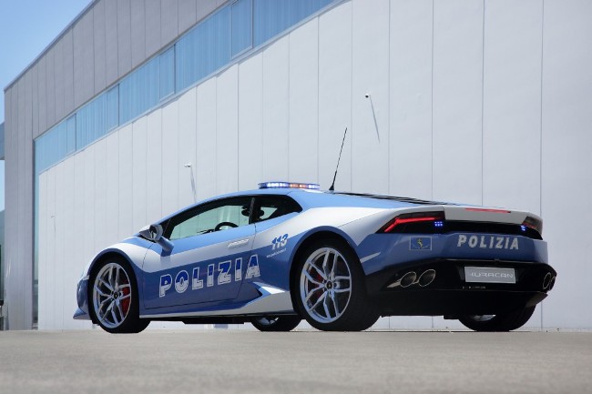 Lamborghini Huracаn записался в полицейские