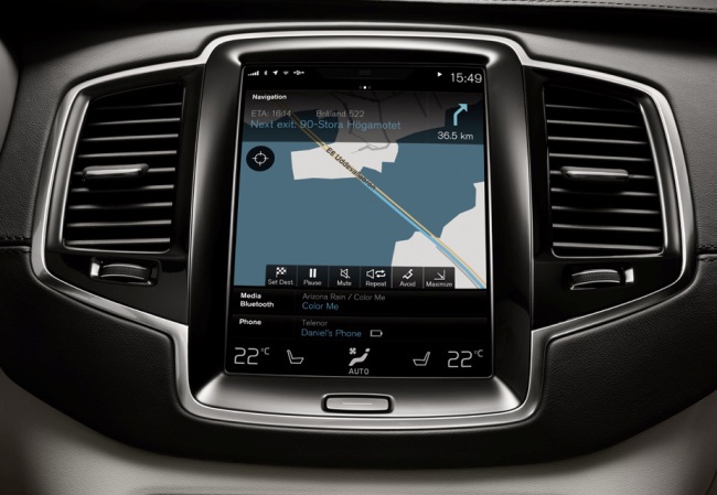 Новый Volvo XC90 хвастается своим дисплеем
