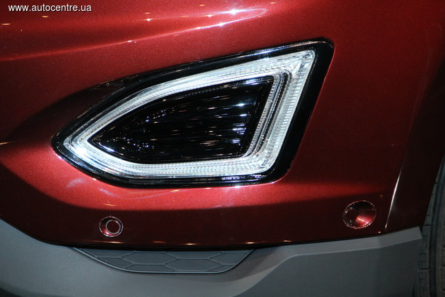 Ford Edge приедет в Украину в 2015 году Ford Edge приедет в Украину в 2015 году