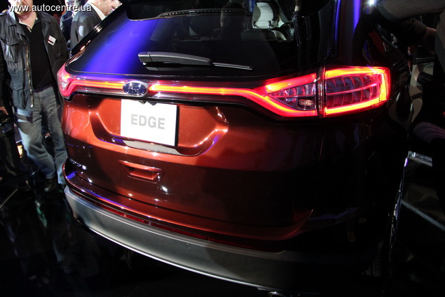 Ford Edge приедет в Украину в 2015 году Ford Edge приедет в Украину в 2015 году