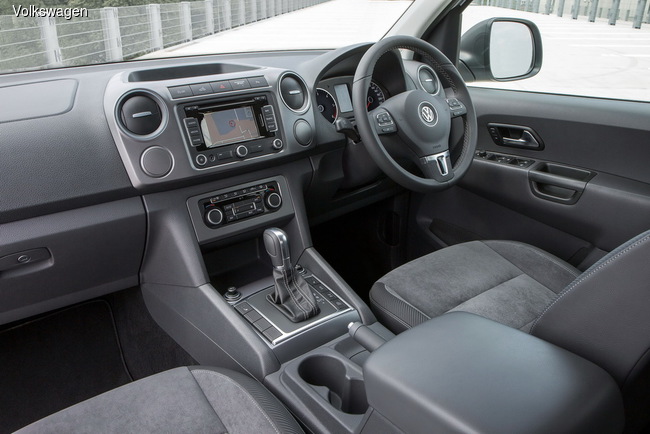 Volkswagen Amarok получил лимитированную серию Dark Label