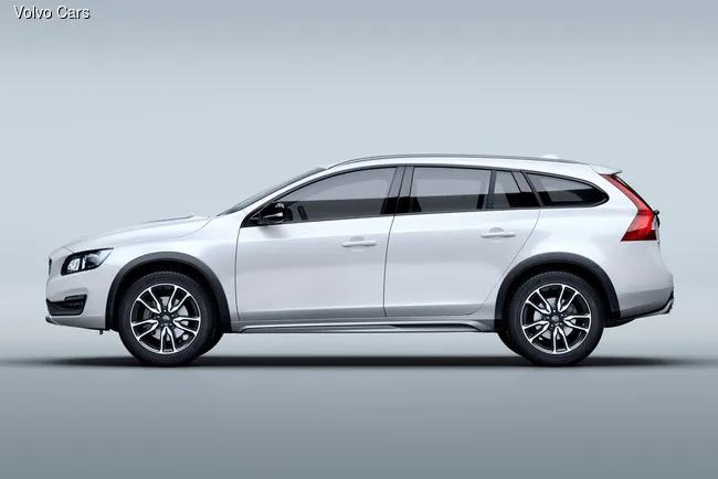 Volvo презентует на автошоу в Лос-Анджелесе новый V60 Cross Country