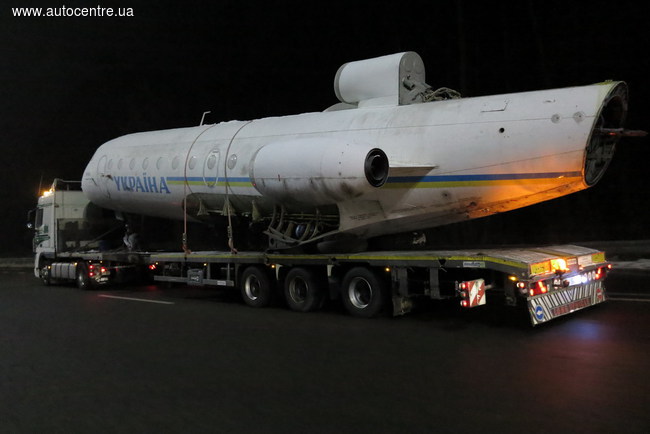 Перевозка самолета в Киеве