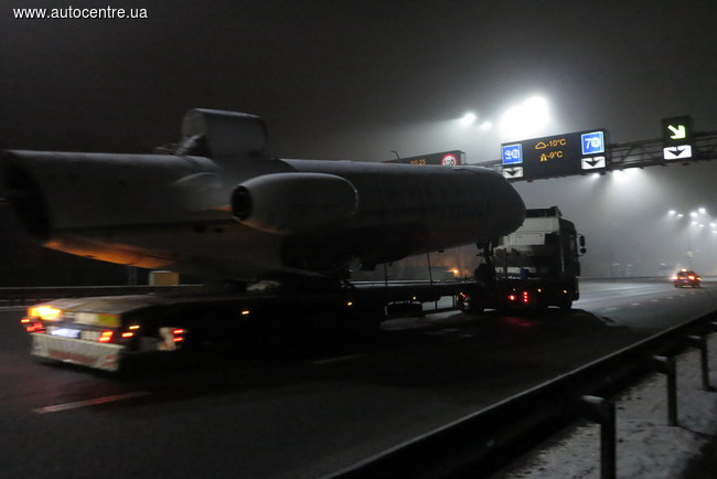 Перевозка самолета в Киеве