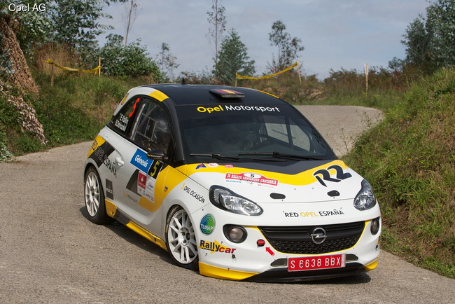 Opel Adam R2 достойно провел гоночный сезон