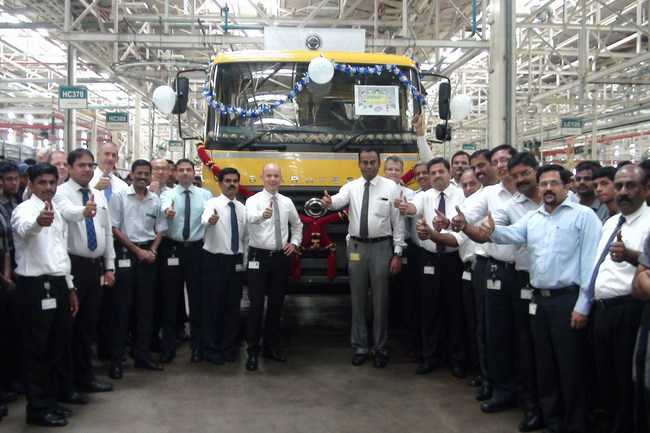 Продукция Daimler India Commercial Vehicles 