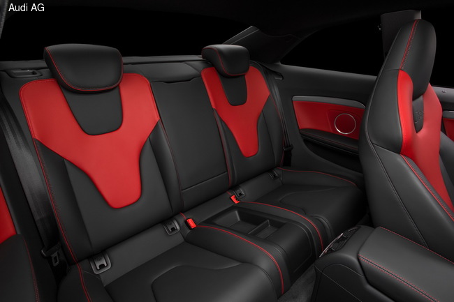 Audi подготовила для американцев спецверсию RS 5 Coupe Sport Edition