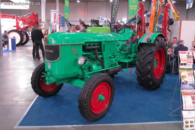 Тракторы на выставке «Зерновые технологии 2015»