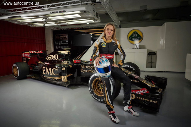 Формула 1: В команде Lotus дебютирует женщина-пилот, которая станет восьмой за всю историю  королевских гонок