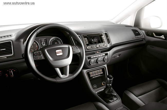 обновленный Seat Alhambra обновленный Seat Alhambra