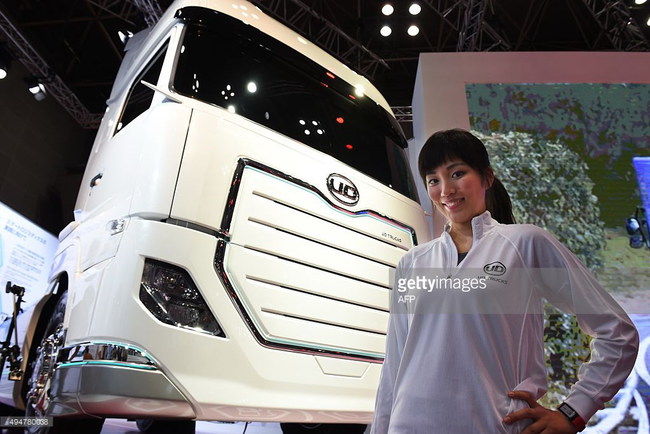 В Токио показали грузовики-концепты UD Trucks