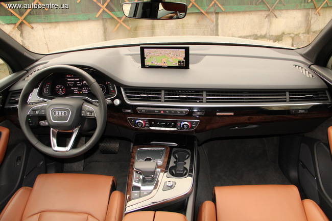 У нас на тесте: Audi Q7 второго поколения
