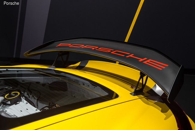 Porsche Cayman GT4 Clubsport готов к бою (+ВИДЕО)