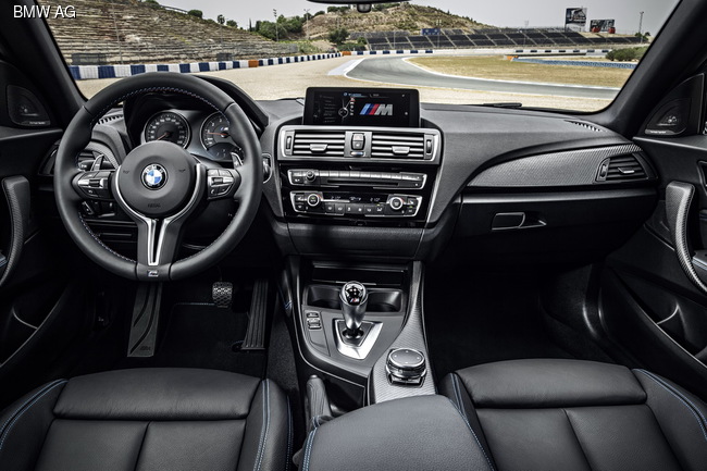 Какие новинки BMW и Mini ждут покупателей в 2016 году?