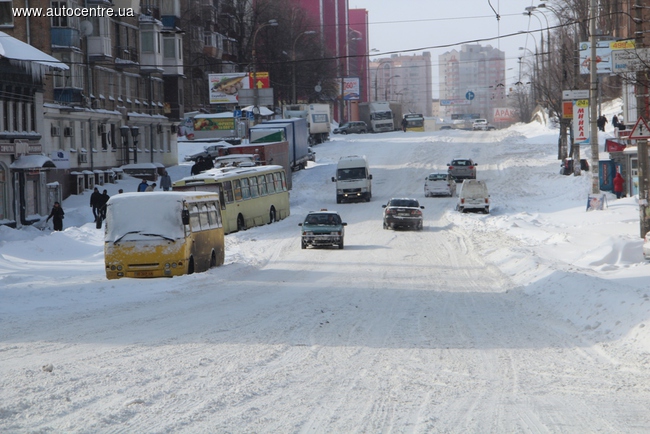 Киев может остановиться: пробки достигли 8 баллов