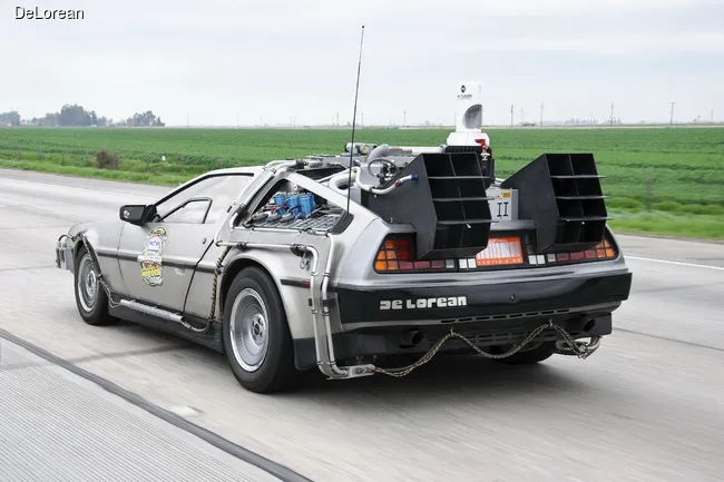 Легендарный DeLorean DMC-12 возращается