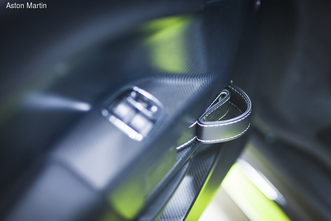 Aston Martin построил экстремальное купе V8 Vantage GT8 (+ВИДЕО)