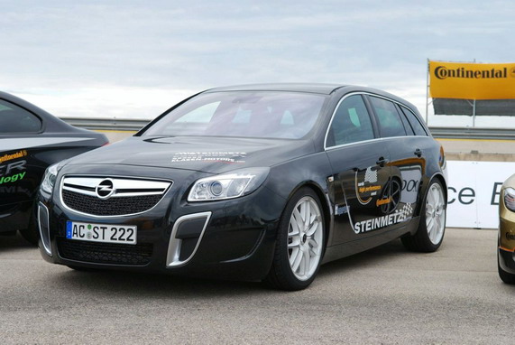 Opel Insignia Sports Tourer OPC