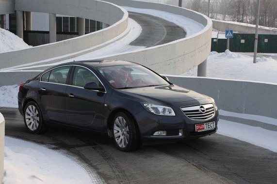 «Автомобиль года в Украине 2010»,Opel Insignia