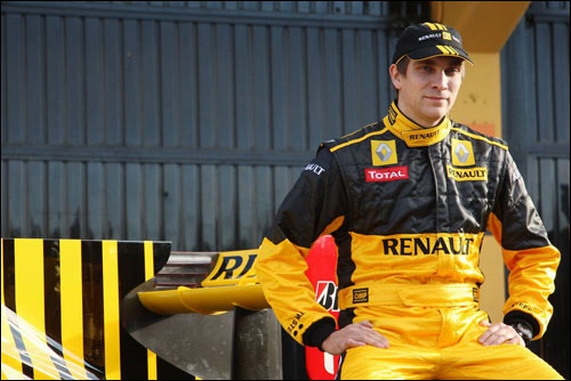 Виталий Петров,Renault f1 team,Формула-1