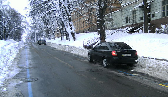 чиста парковок от снега