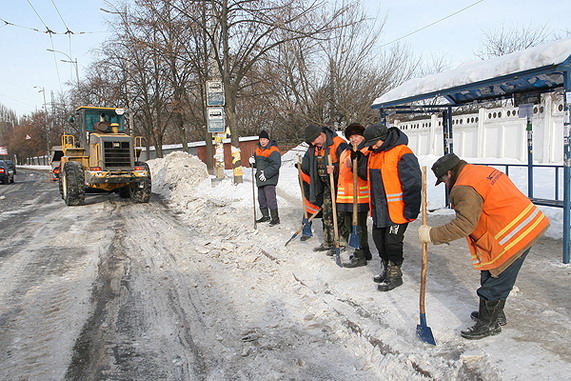 дороги,дворовое проезды,Киев,расчистака от снега